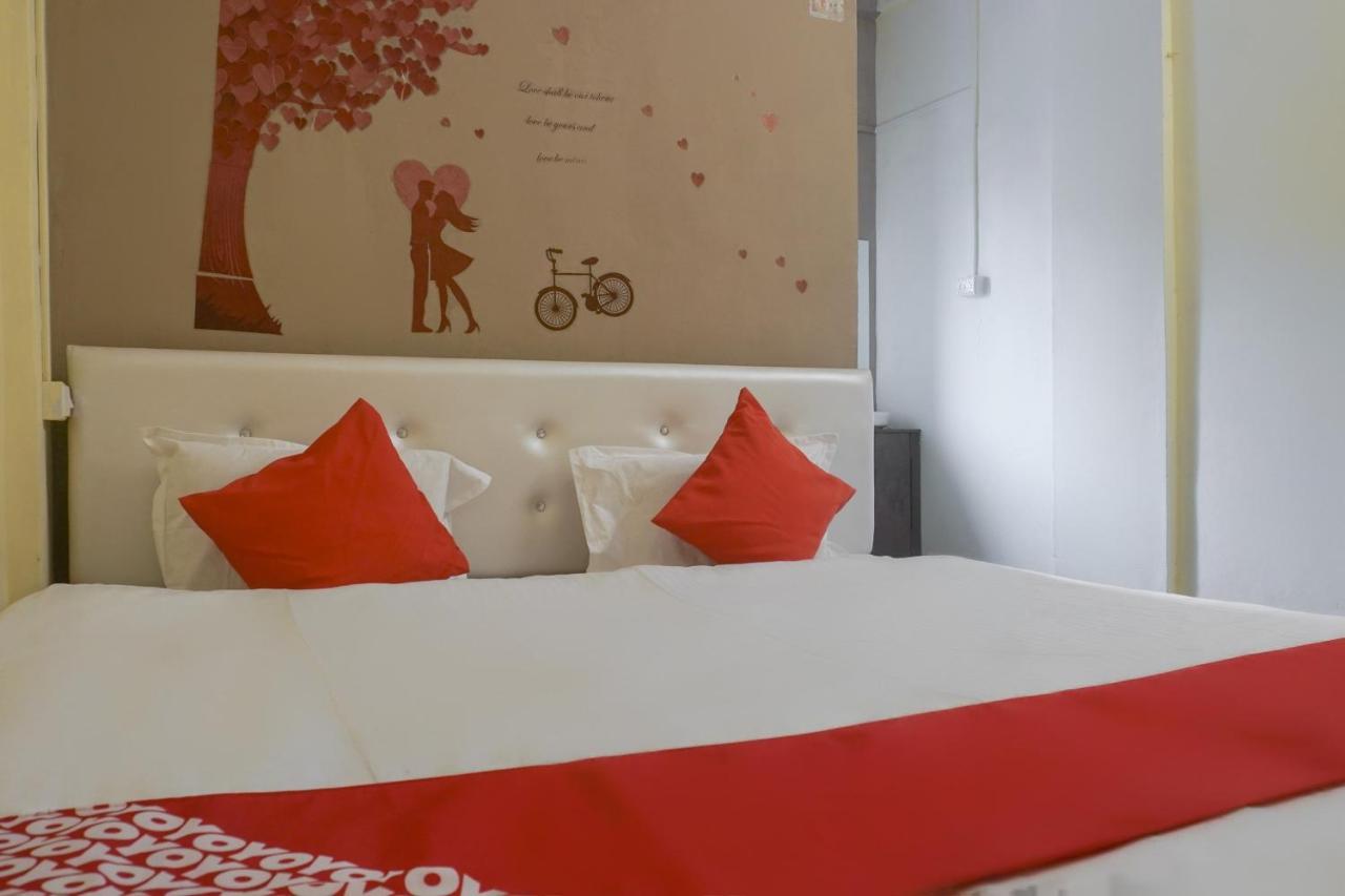 โอโย 74900 อาร์ เค โฮเทล Hotel Pimpri-Chinchwad ภายนอก รูปภาพ